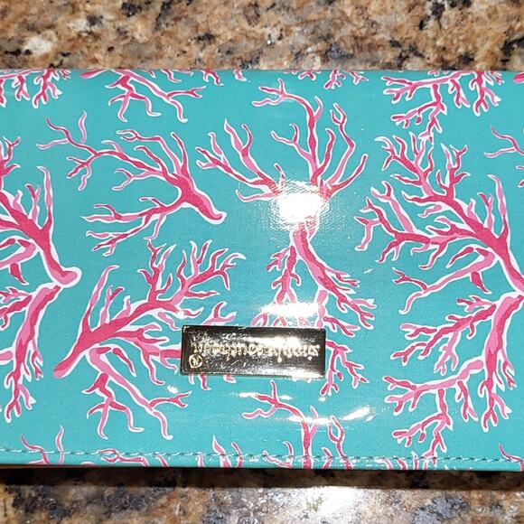 Simply Southern Blue and Pink Coral Clutch / Wallet Zippered EUC - Picture 11 of 16